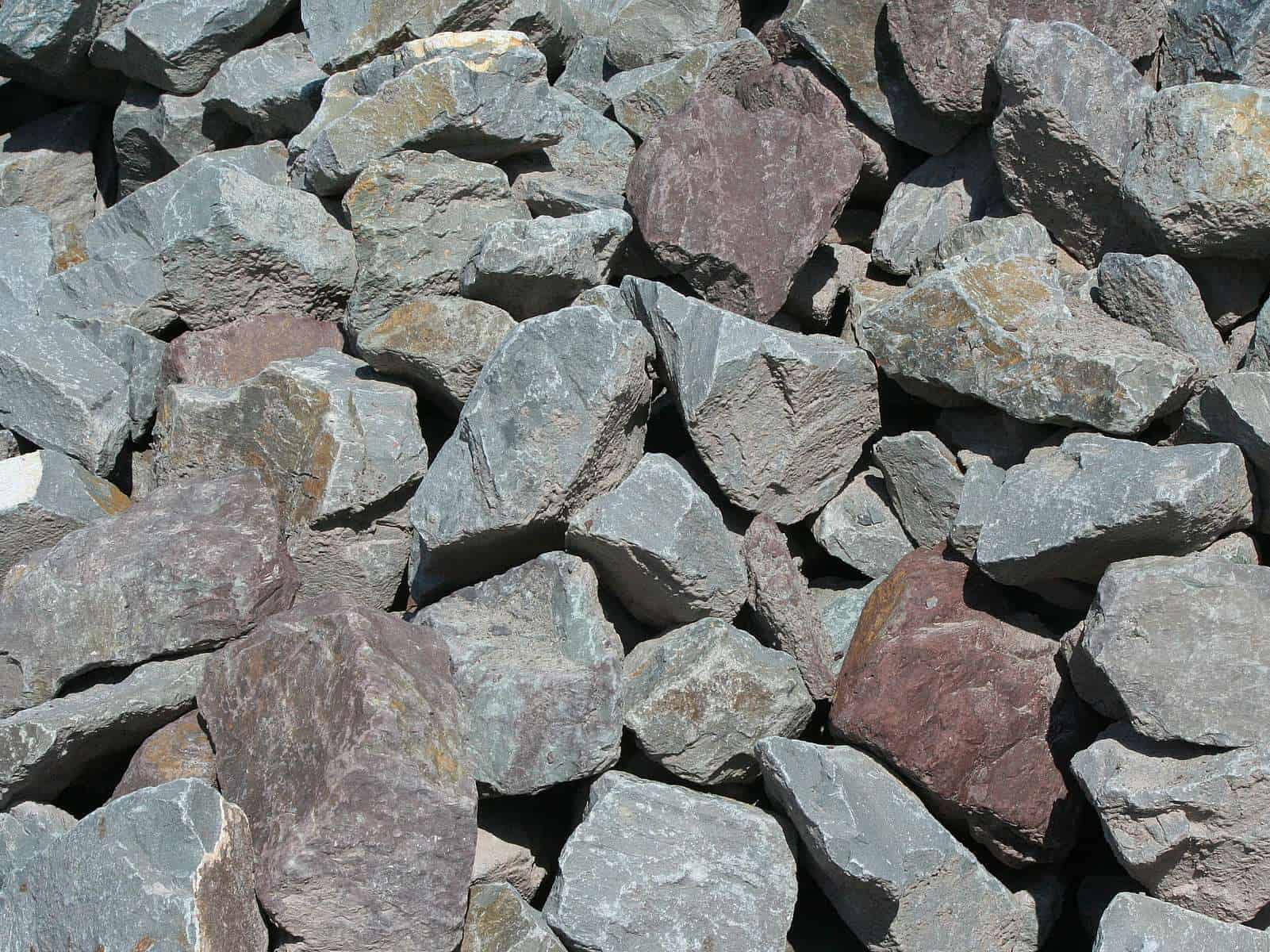 Grauwacke Trockenmauer Bruchsteine 5-40cm