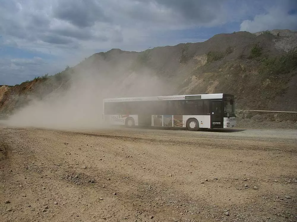 Bustouren durch den Steinbruch - Ein einmaliges Erlebnis.