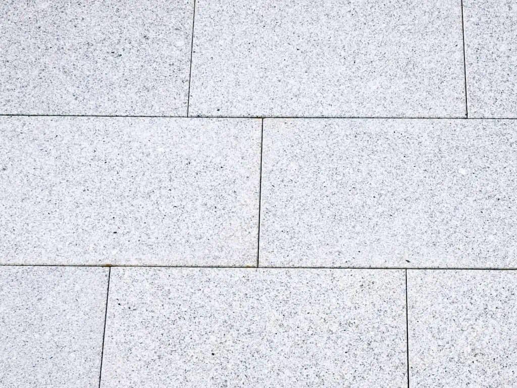 Granit Terrassenplatte aus Granit Kristall grau